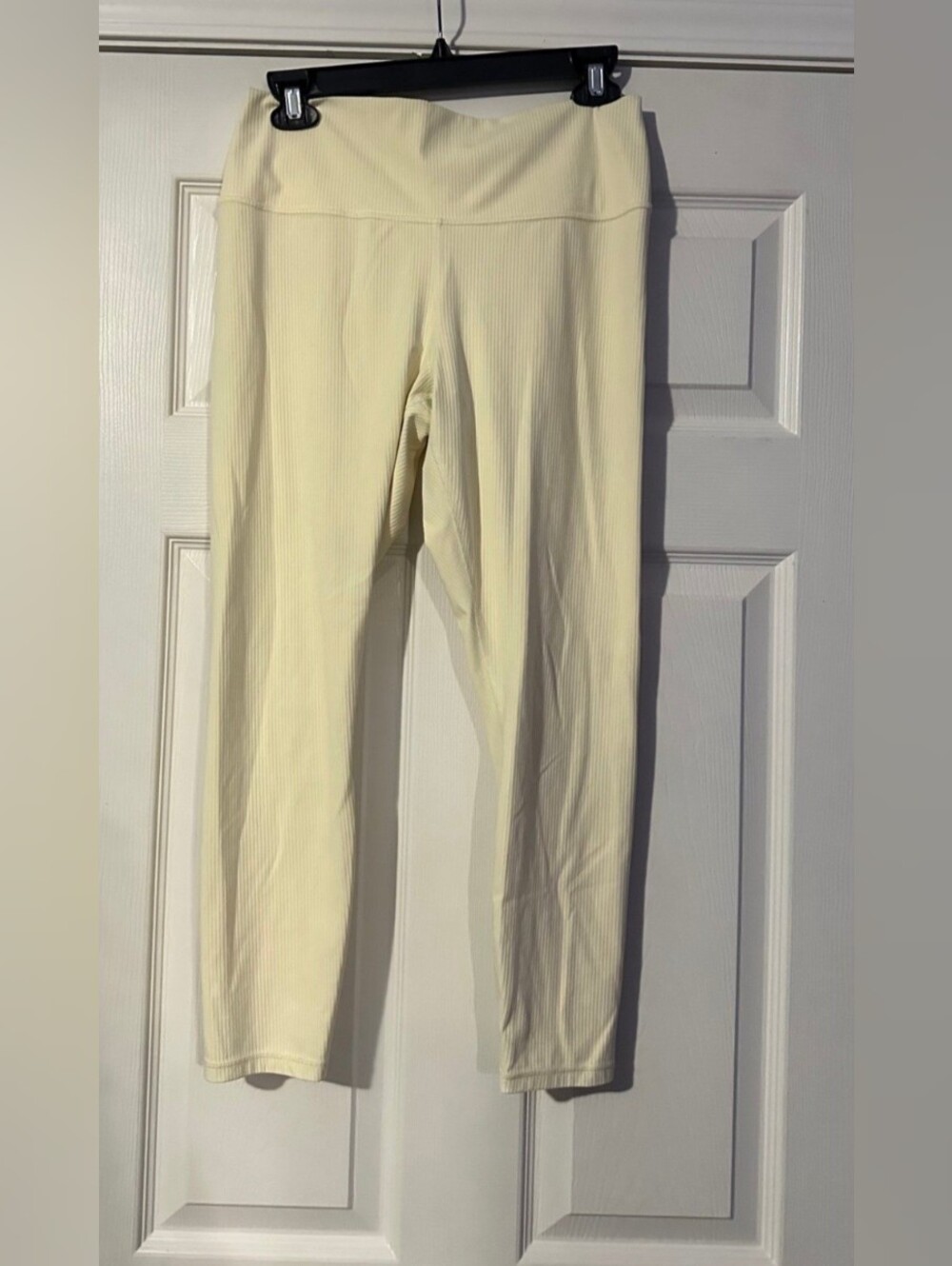 Athleta creamish in color are a size medium.
